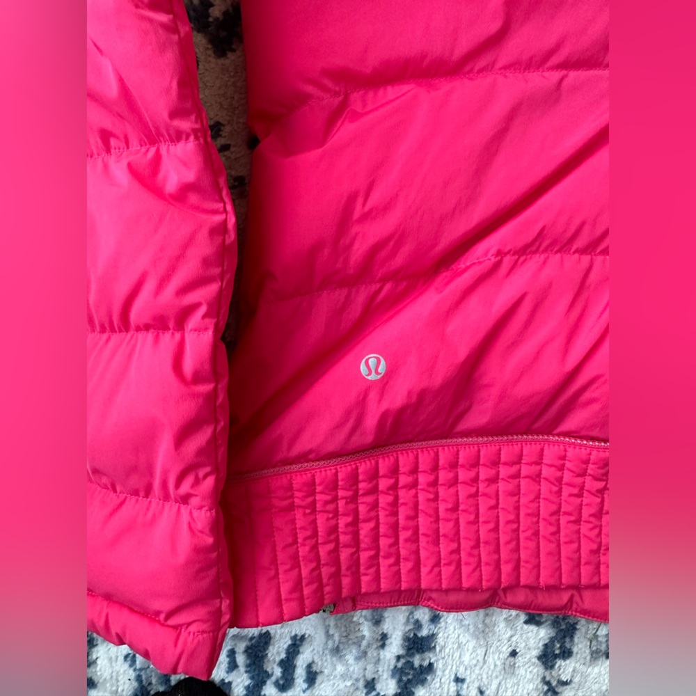 Lululemon Fluffed Up Pullover - Picture 8 of 8